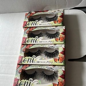 Ioni XL Wispy Dramatic Lash lot